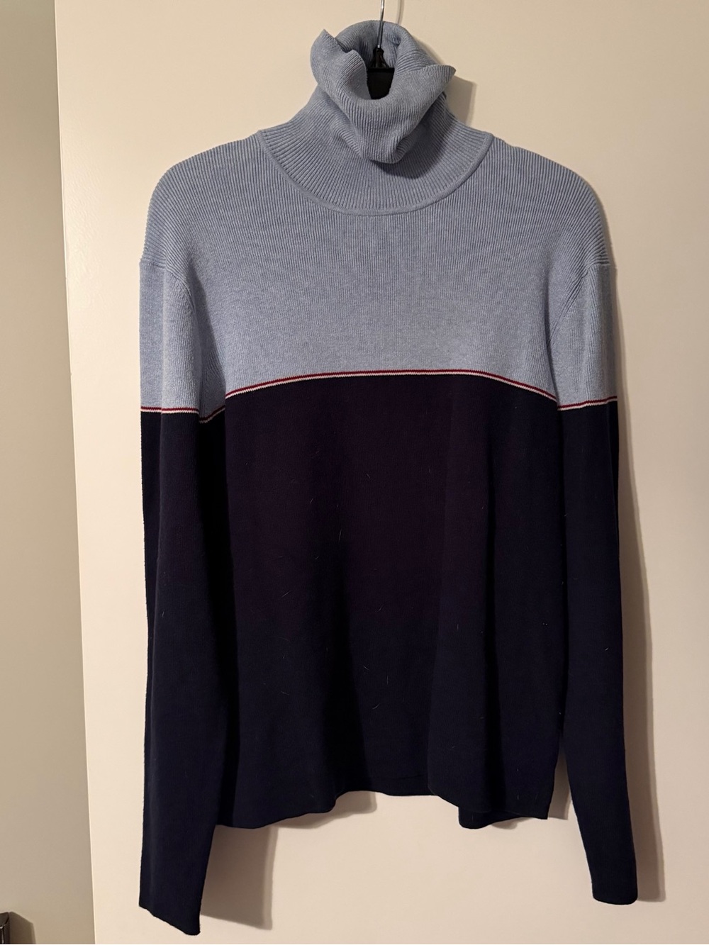 Eddie Bauer Light Blue and Navy Colorblock Turtleneck Sweater